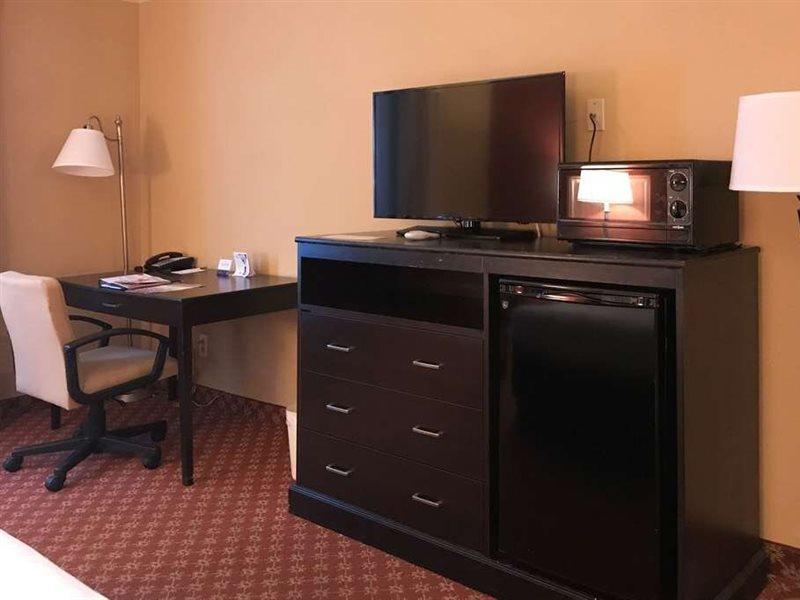 Clarion Hotel&Conference Center Toms River Buitenkant foto