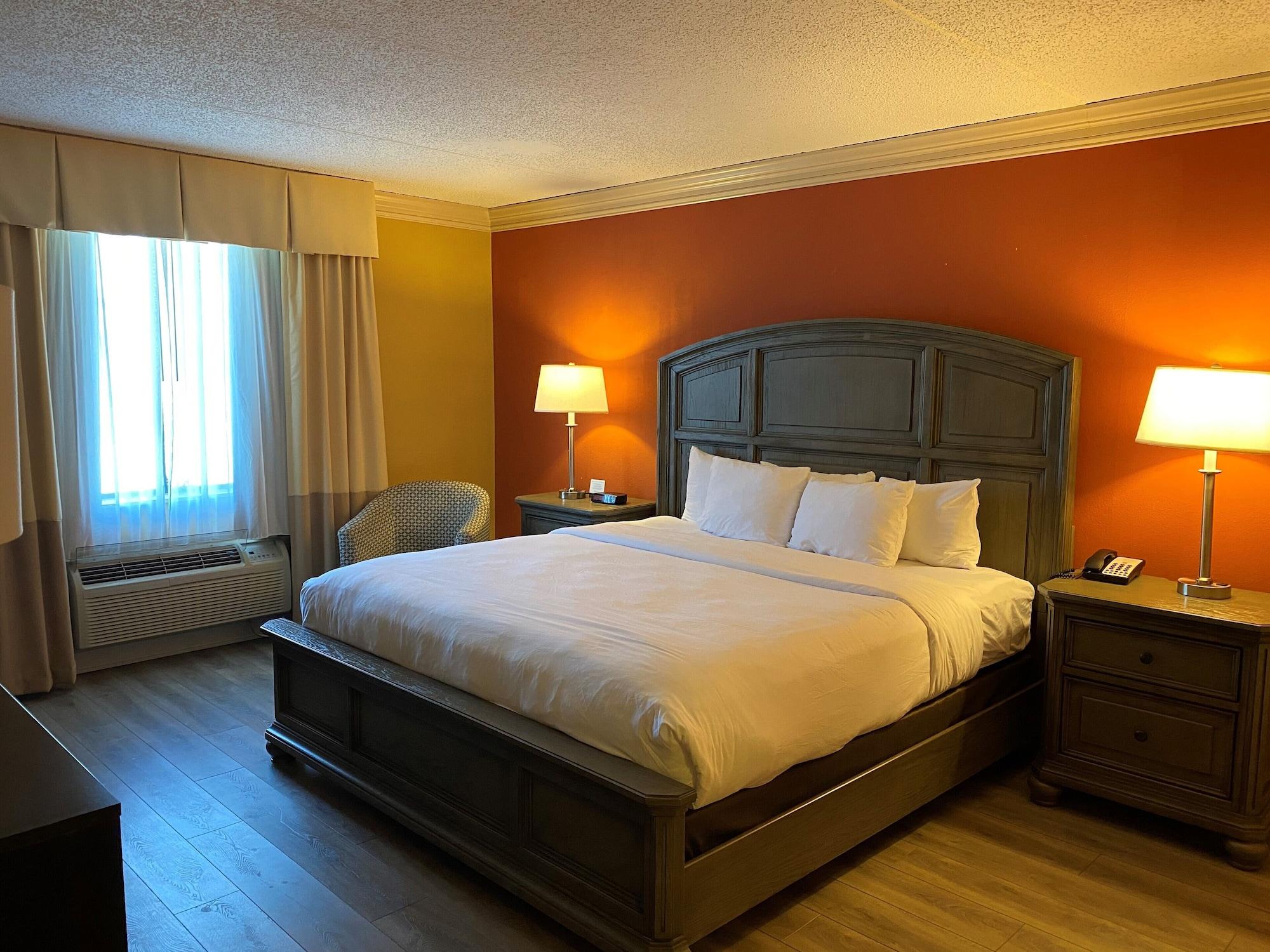 Clarion Hotel&Conference Center Toms River Buitenkant foto
