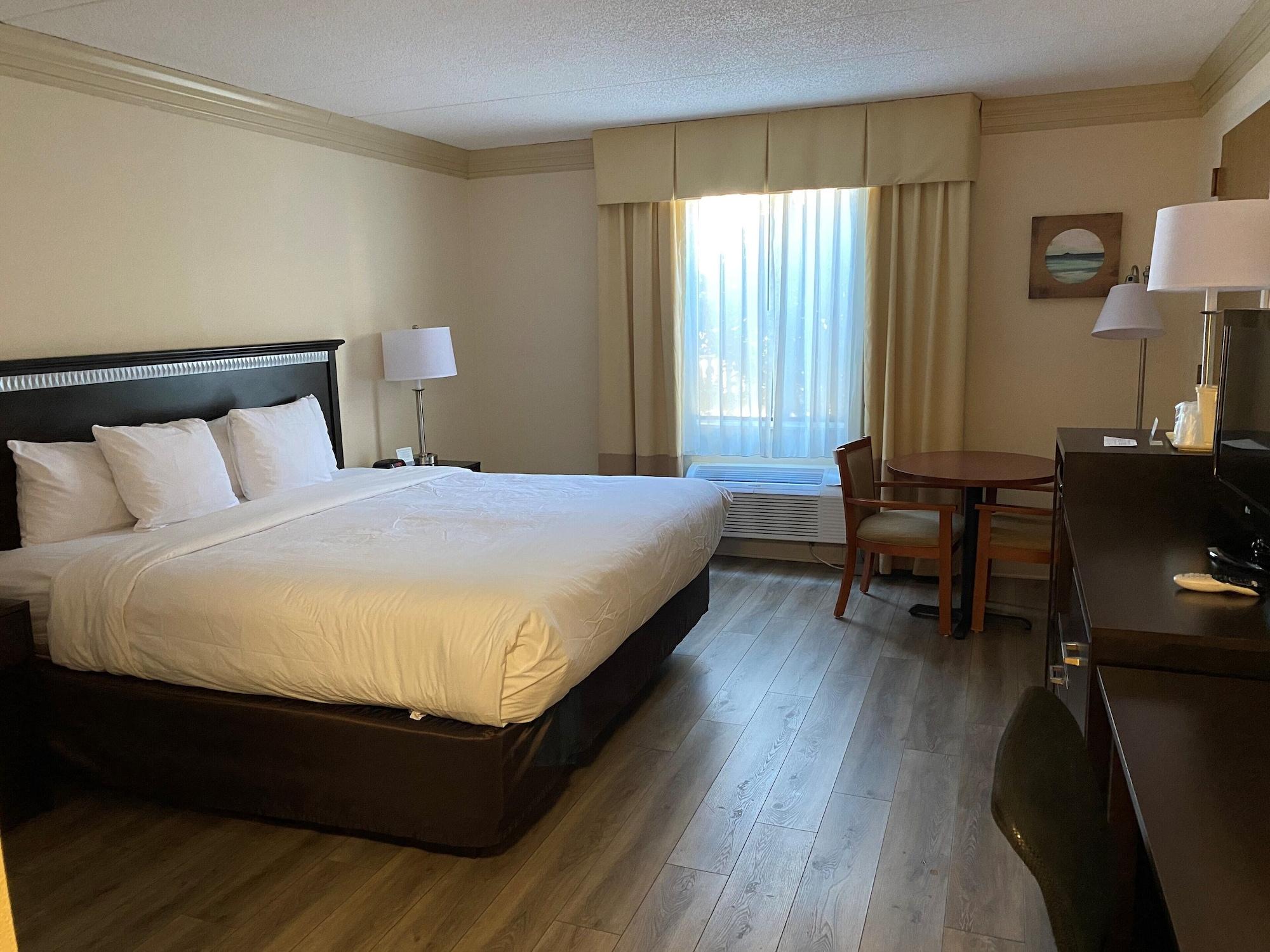 Clarion Hotel&Conference Center Toms River Buitenkant foto