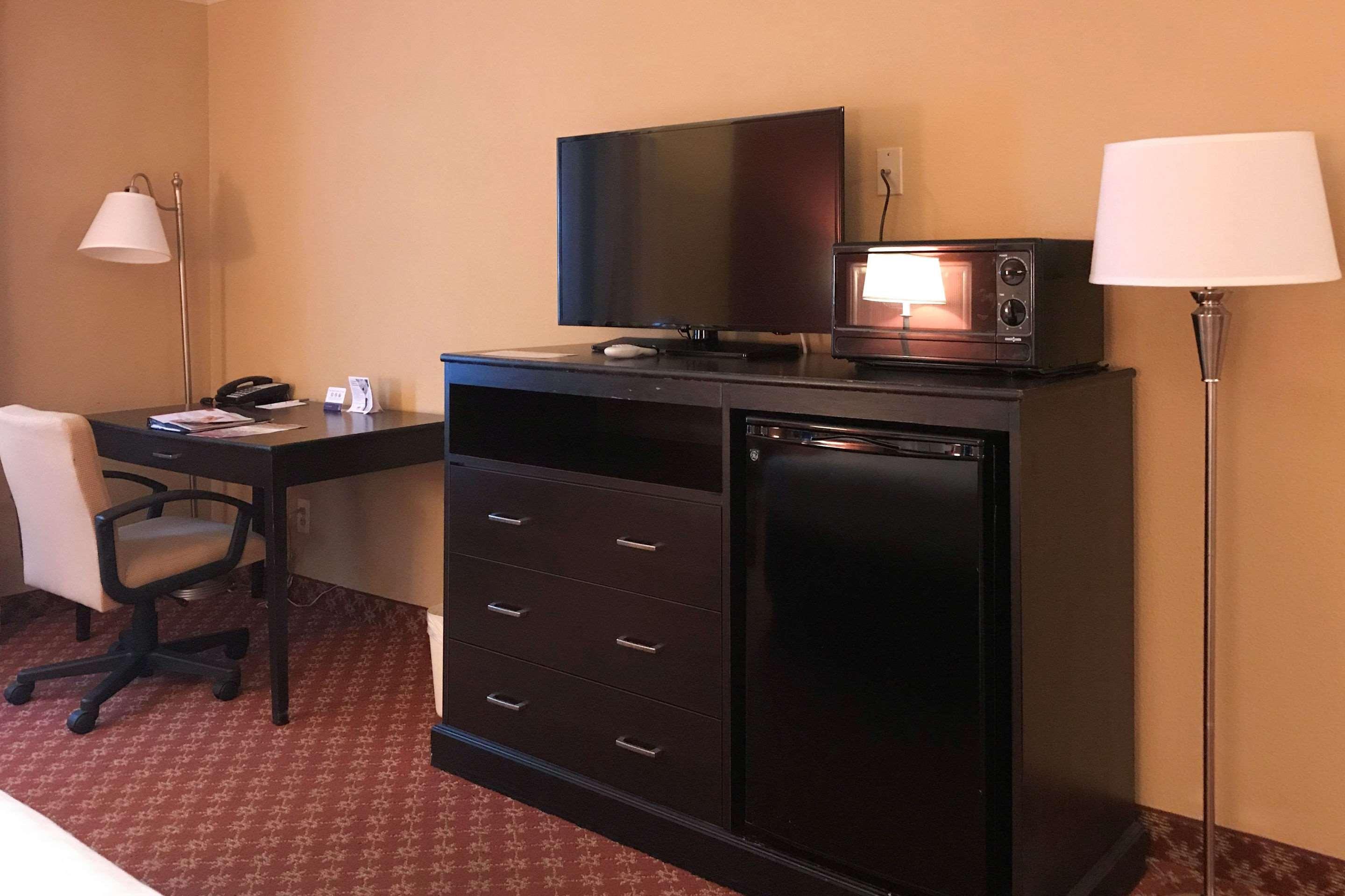 Clarion Hotel&Conference Center Toms River Buitenkant foto