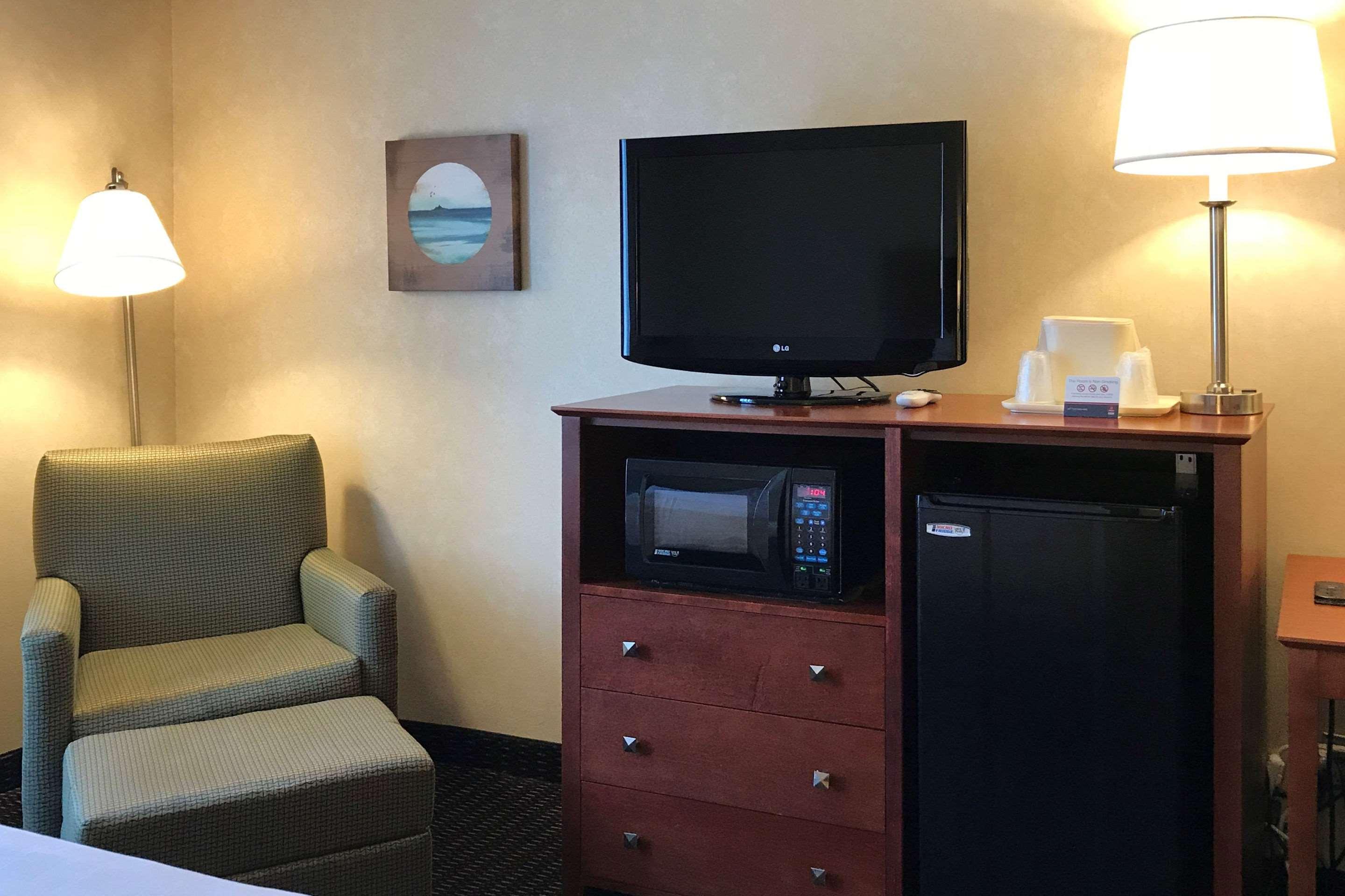 Clarion Hotel&Conference Center Toms River Buitenkant foto
