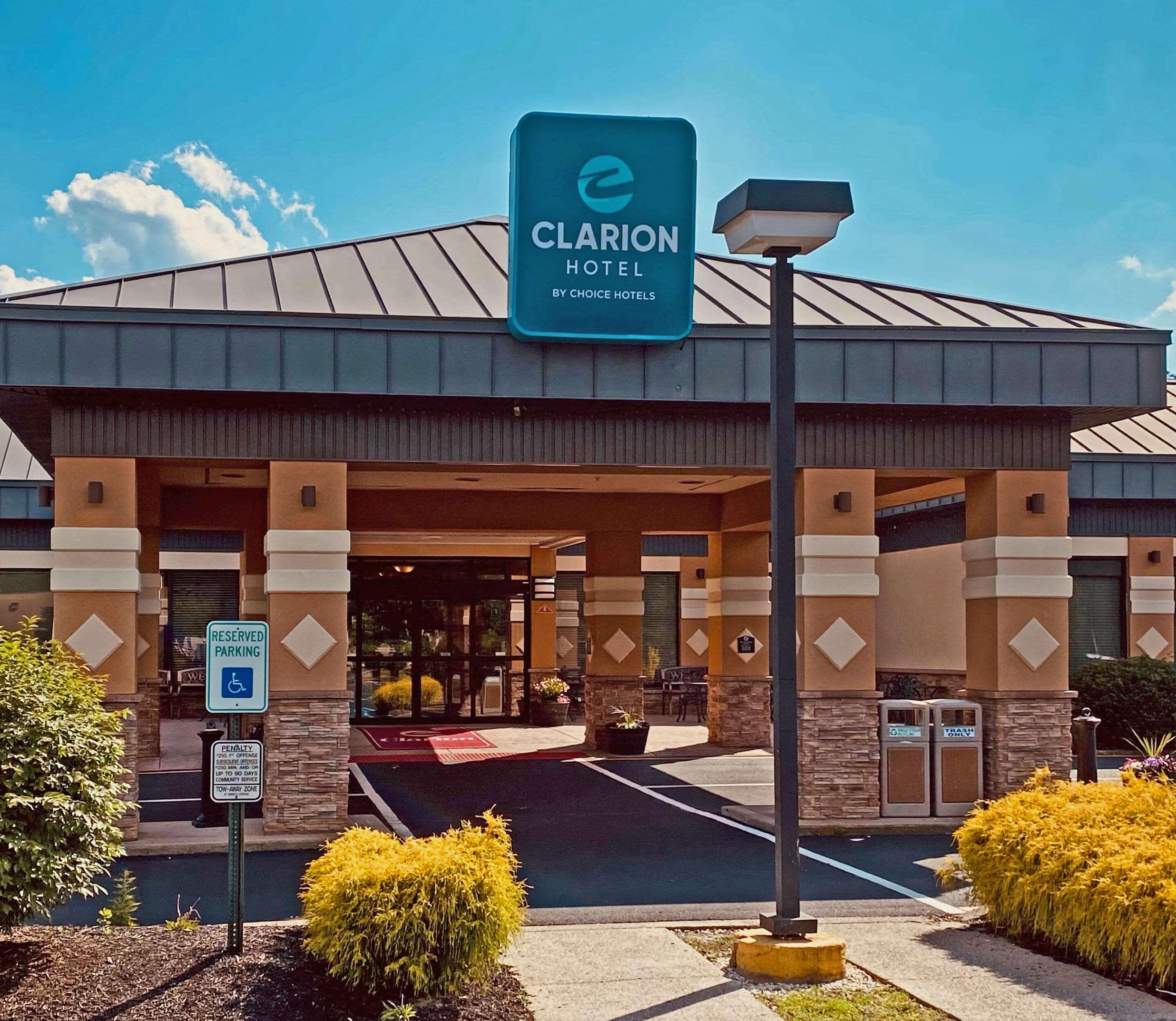 Clarion Hotel&Conference Center Toms River Buitenkant foto
